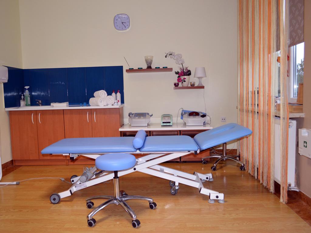Obok Lasu Grebiszew Ngoại thất bức ảnh